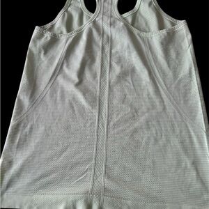 Pistachio Green Lululemon Racerback Athletic Tank Top Size M